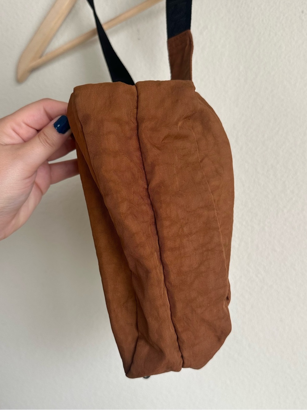 Baggu Brown Nylon Fanny Pack - Picture 9 of 16